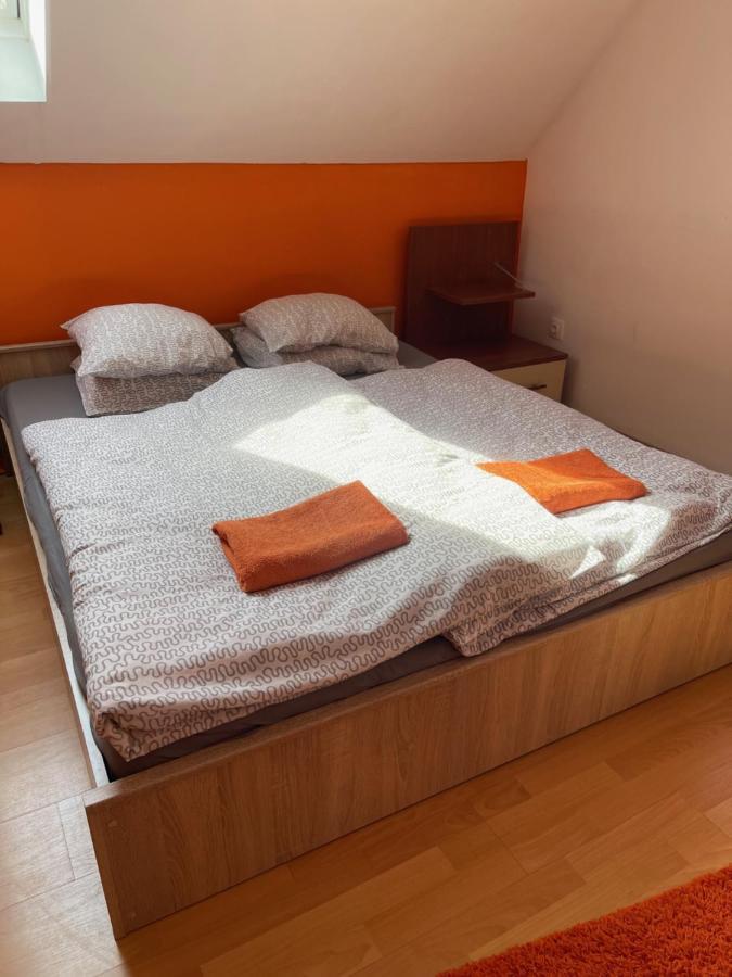 Panni Vendégház Egerszalók Esterno foto