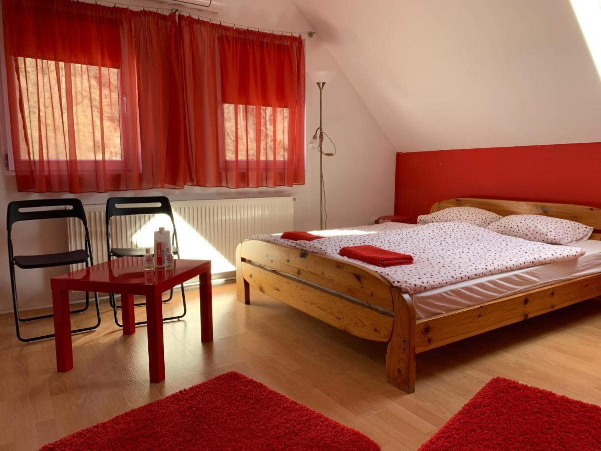 Panni Vendégház Egerszalók Esterno foto